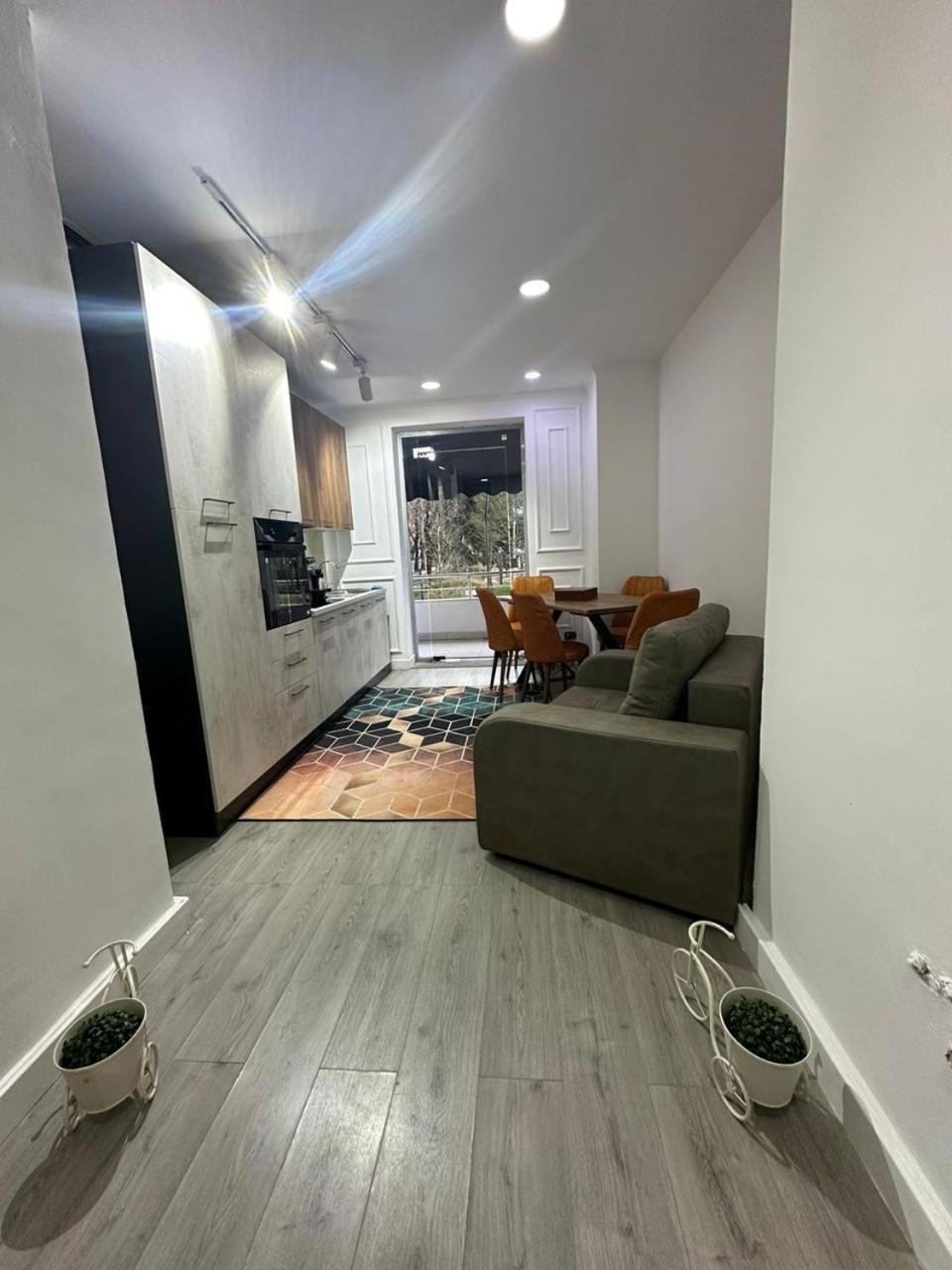 Park View Central Apartment Tirana Exterior foto